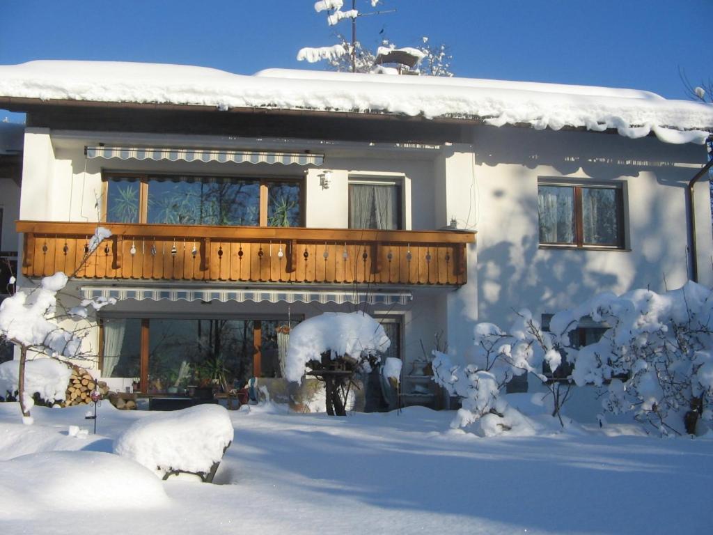 Appartement Im Souterrain Mit Terrasse Бішофсвізен Екстер'єр фото